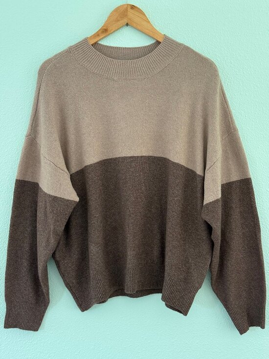 STYLUS Sweaters - Stylus Two Tone Sweater Size Large